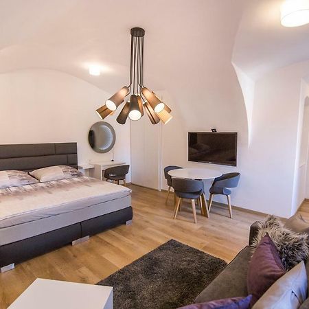 St. Marks Apartment 1 ザグレブ エクステリア 写真