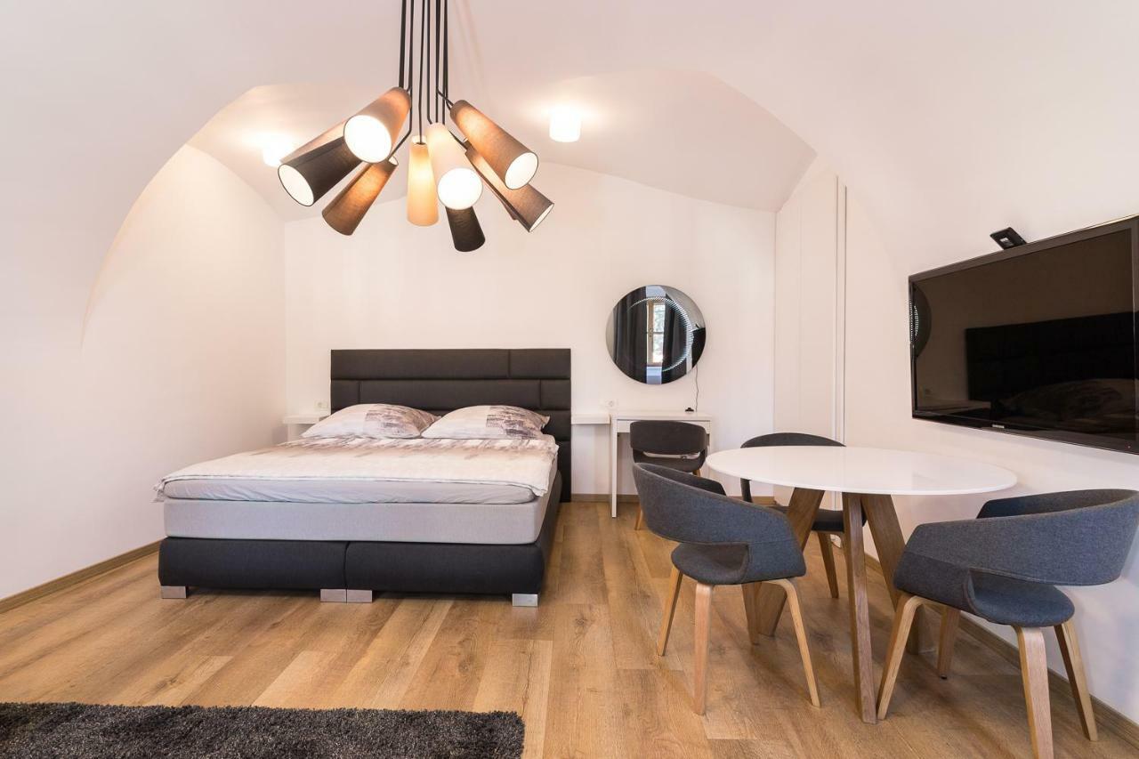 St. Marks Apartment 1 ザグレブ エクステリア 写真