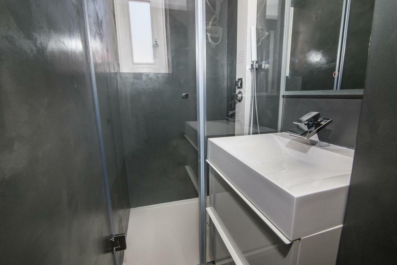 St. Marks Apartment 1 ザグレブ エクステリア 写真