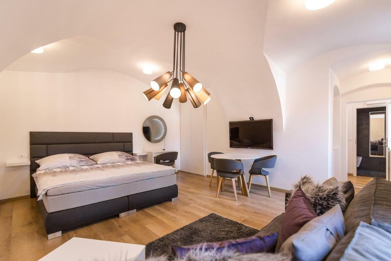 St. Marks Apartment 1 ザグレブ エクステリア 写真