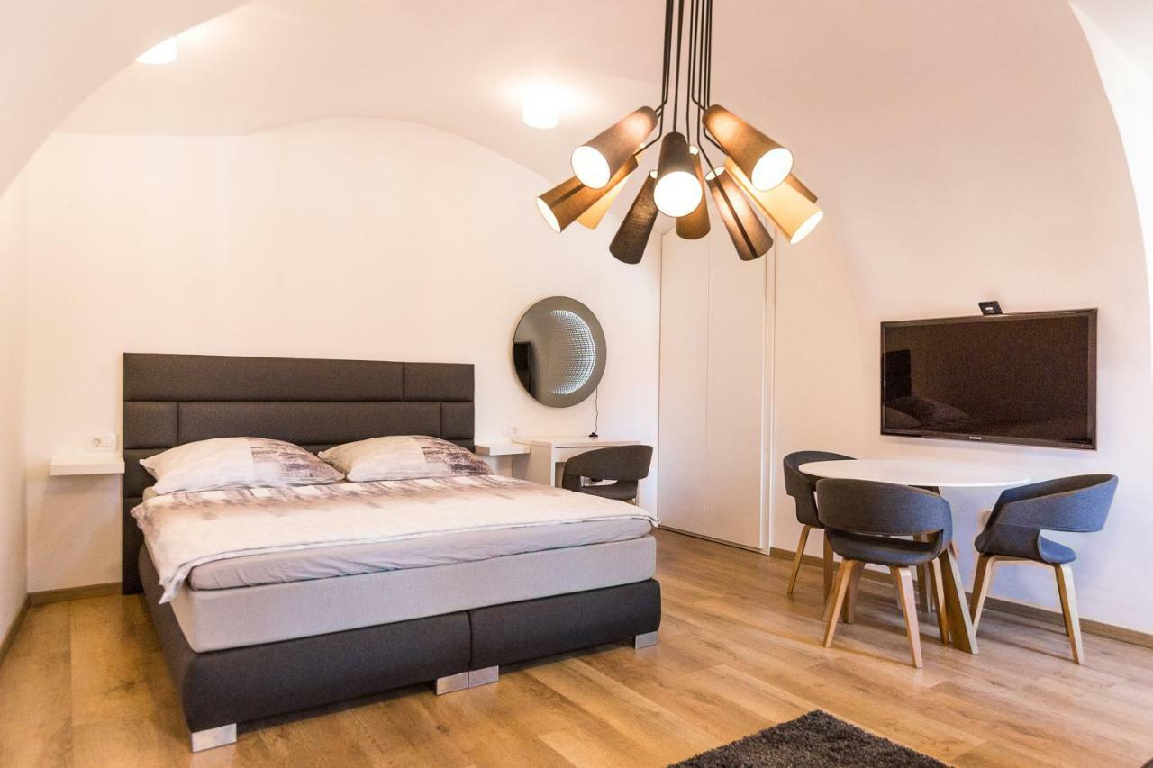 St. Marks Apartment 1 ザグレブ エクステリア 写真